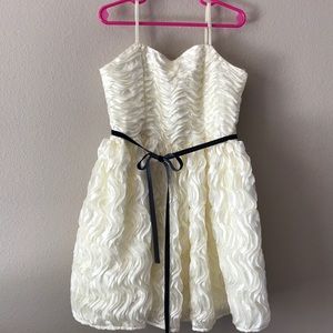 Girls Un Deux Trois White Rose Dress